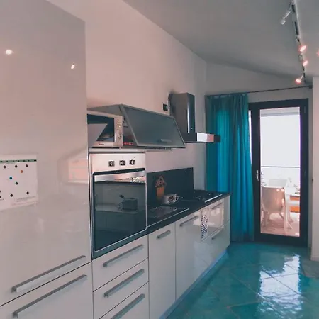 Locazioni * Альгеро